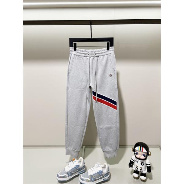トリコロールライン スタンドカラージャケット ジョガーパンツ MONCLER モンクレール コピー セットアップ スポーツカジュアル