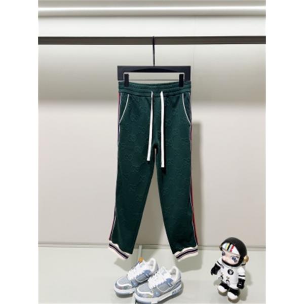 レトロスポーツ エンボス総柄 コントラストライン GUCCI グッチ コピー ジップセットアップ ストリートトラック