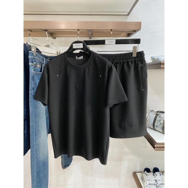 ミニマルデザイン 半袖Tシャツ ショートパンツ BALENCIAGA バレンシアガ コピー セットアップ アーバンカジュアル