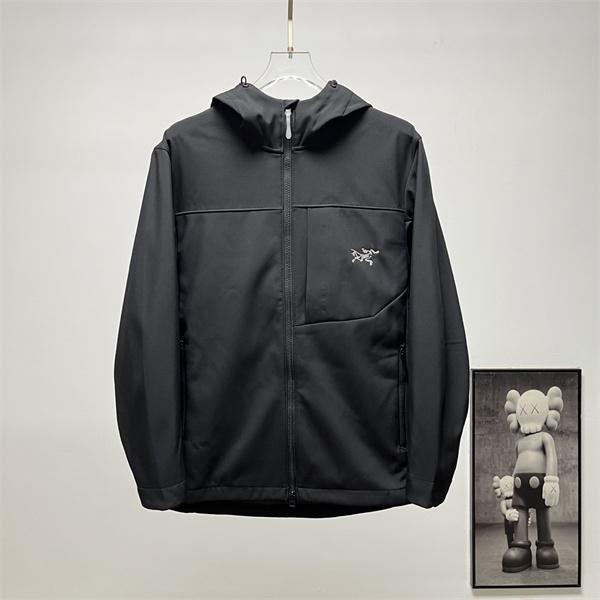 アウトドア機能 ジップポケット フード付き ARC'TERYX アークテリクス コピー ジャケット アーバンテック