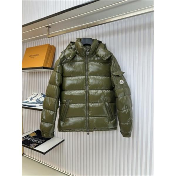 アーバンスポーツ デタッチャブルフード仕様 MONCLER モンクレール コピー ショートダウン ストリートスポーツ