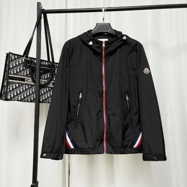 ミニマルフード ジャケット MONCLER トリコロールディテール モンクレール 激安 ジップポケット 通勤アウター