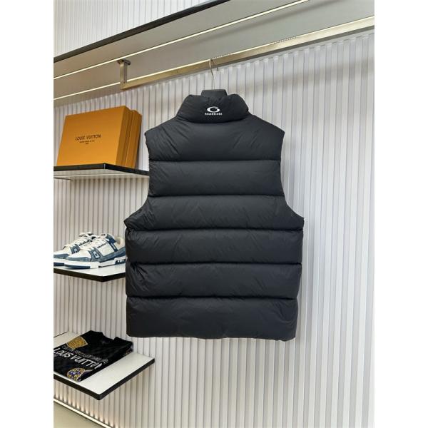 ブラック ショートパファー仕様 BALENCIAGA バレンシアガ コピー ダウンベスト デイリーカジュアル