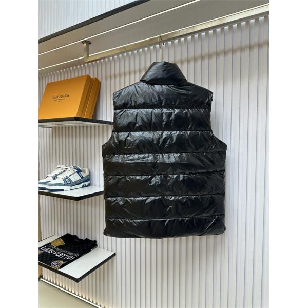 光沢ナイロン スタンドカラー MONCLER モンクレール コピー ダウンベスト アーバンレイヤード
