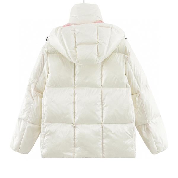 ピンクフード フェミニンムード MONCLER モンクレール コピー レディースダウンジャケット スウィートカジュアル