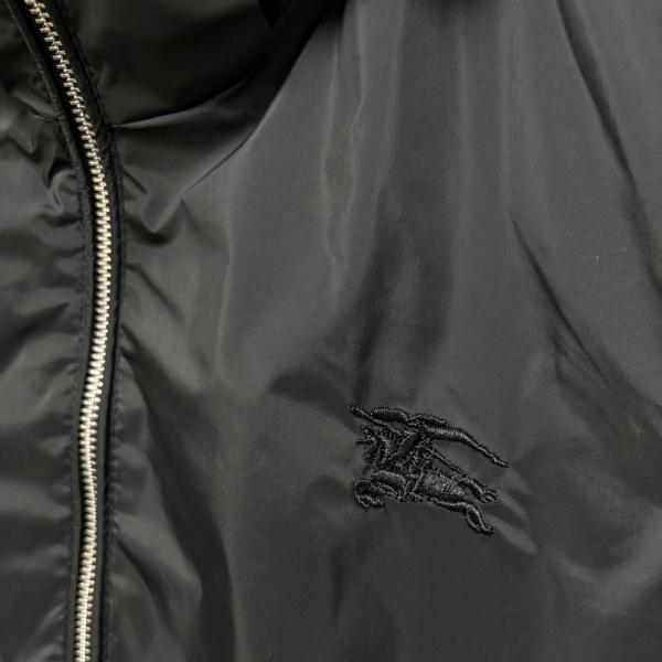 軽量フード ベスト バーバリー激安 レイヤード仕様 BURBERRY 指名買い候補