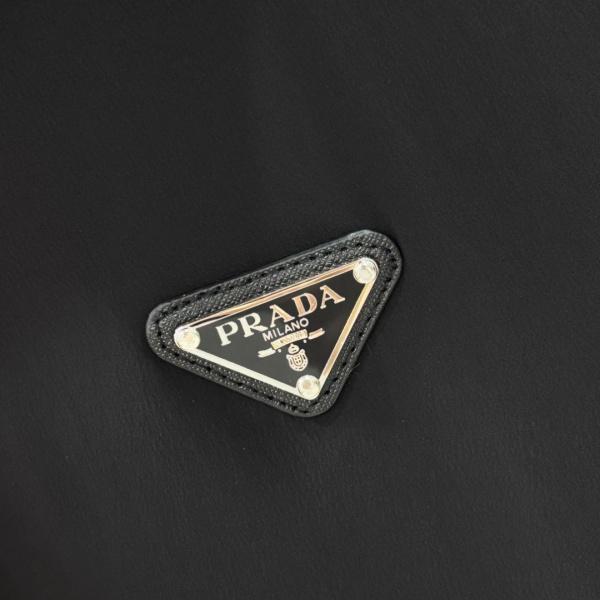 ナイロンジップジャケット プラダ激安 軽快アウター PRADA 指名買い候補