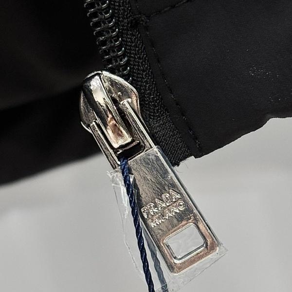 ナイロンジップジャケット プラダ激安 軽快アウター PRADA 指名買い候補