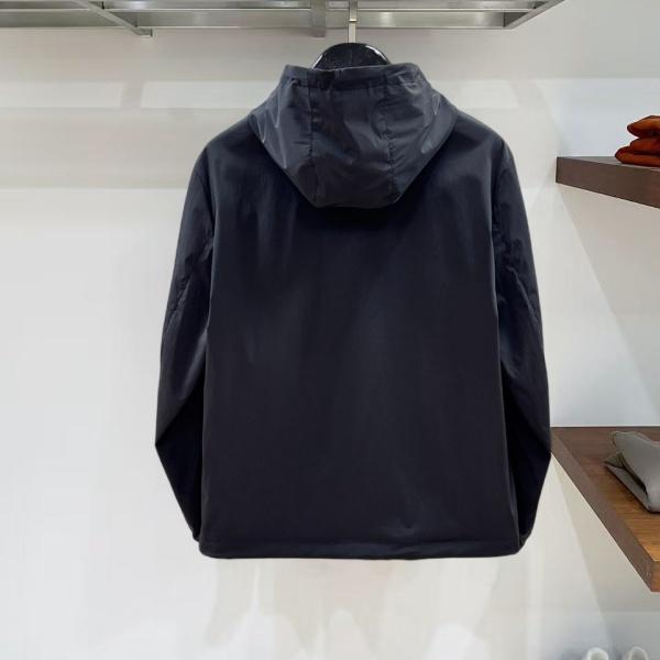 ナイロンジップジャケット プラダ激安 軽快アウター PRADA 指名買い候補
