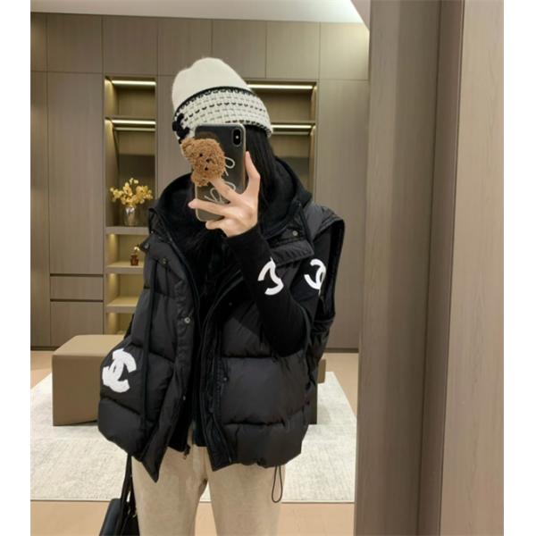 ベストダウン+長袖tシャツ　２点セット2026SS 新作シャネルコピー激安通販使い勝手品質保証