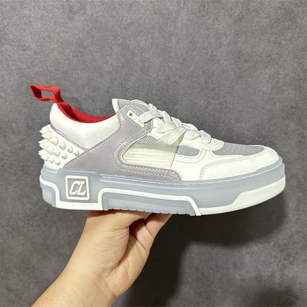 絶対オススメ2026  スパイクCHRISTIAN LOUBOUTINクリスチャンルブタンスニーカーコピー 激安(日本最大級)