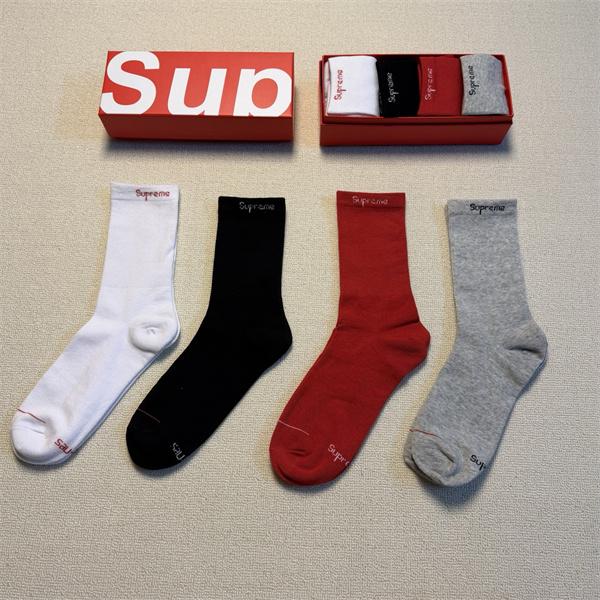 2026秋のファッショントレンド シュプリーム靴下コピー SUPREME 激安通販 専門店