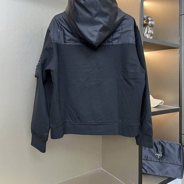 ミリタリースタイル フーデッドジャケット Prada プラダ コピー ブラック 秋冬アウター
