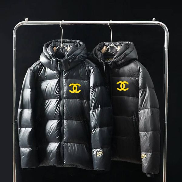 CCロゴ パファージャケット Chanel シャネル コピー ブラック 光沢ダウン 防寒アウター