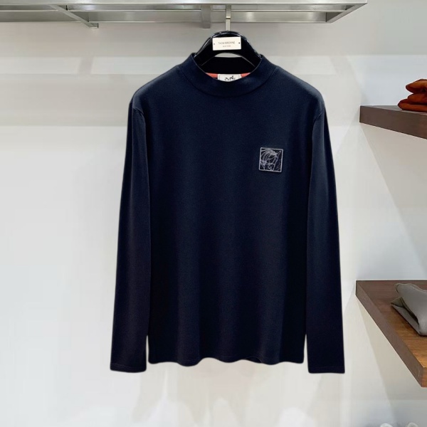 HERMÈS コピー エルメス 2026秋冬 バタフライ刺繍 モックネック 長袖Tシャツ コットンブレンド ユニセックス