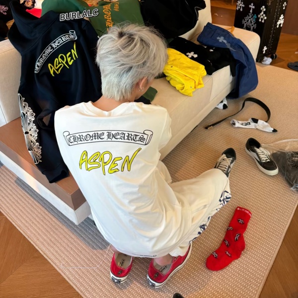 クロムハーツChrome Hearts激安ASPEN限定長袖Tシャツ男女兼用卷物ロゴバックプリント落ち肩ゆったりストリート