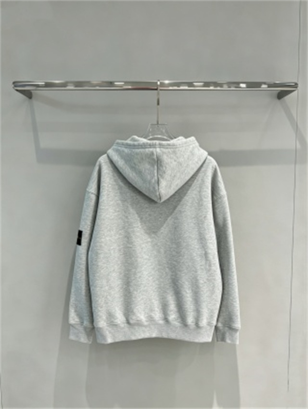 ゆったり着こなす休日スタイル STONE ISLAND ストーンアイランド コピー スウェットパーカー フード付きカジュアル