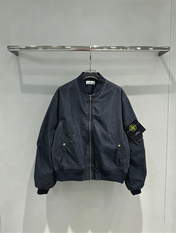 ヴィンテージ感漂う STONE ISLAND ストーンアイランド コピー ボンバージャケット ベージュ・ネイビー秋冬カジュアル