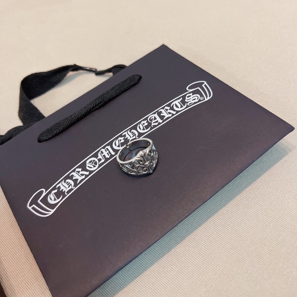 クロムハーツCHROMEHEARTS激安フローラルクロスリング透かし彫りシルバー