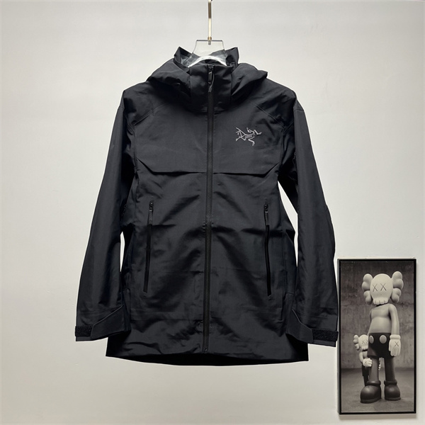 秋冬に便利な3WAY仕様 ARC'TERYX アークテリクス コピー マウンテンジャケット Macaiブラック防寒アウター