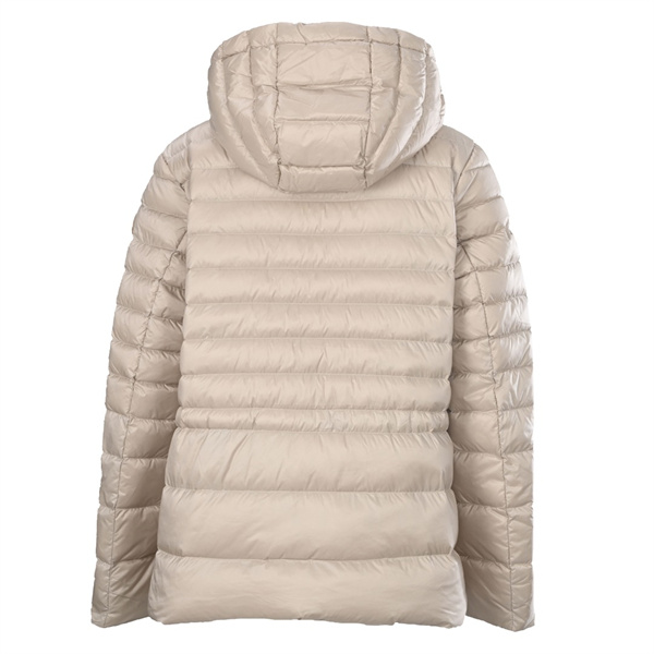 ウエストマークで美シルエット MONCLER モンクレール コピー ダウンジャケット フード付き黒ベージュ