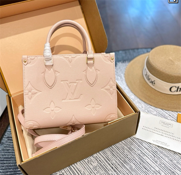 芸能人愛用LV onthego eastwestルイヴィトントートバッグコピーLOUIS VUITTON可愛いピンク色