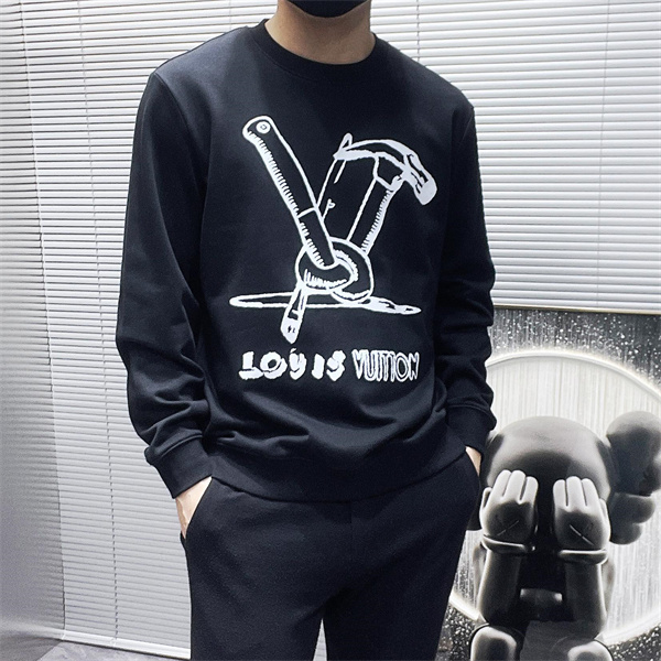 工具モチーフが目を引く LOUIS VUITTON ルイヴィトン コピー スウェットトレーナー 白黒2色