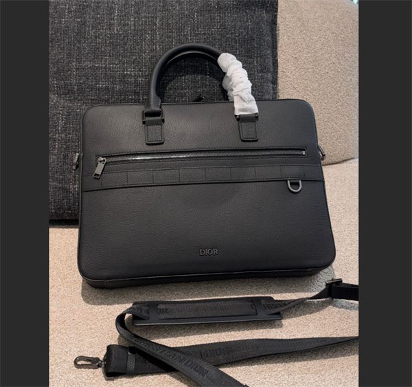 ★2026人気アイテム★Dior ディオールビジネスバッグコピー エレガント新作大容量ビジネスケース