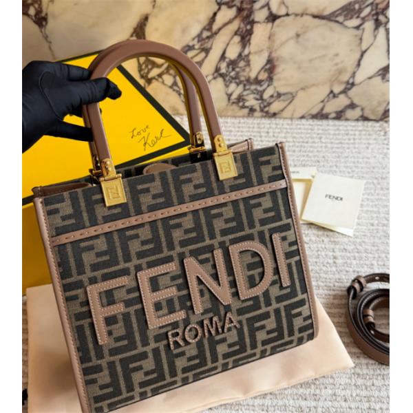 大容量Fendi tote☆ フェンディトートバッグコピーレディース 通勤 通学 おしゃれ シンプル 