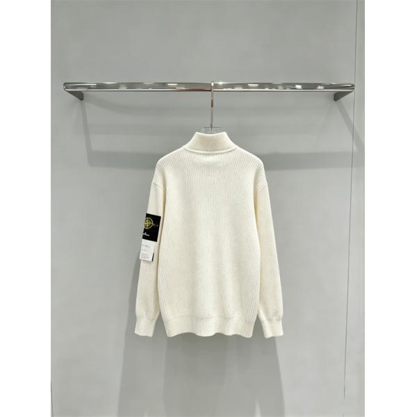 シックなモノトーンが魅力 STONE ISLAND ストーンアイランド コピー ジップアップニット 袖ワッペン付き大人カジュアル