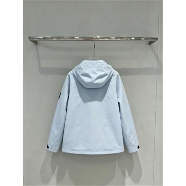 爽やかなライトブルー STONE ISLAND ストーンアイランド コピー マウンテンパーカー 配色ジップ春秋アウター