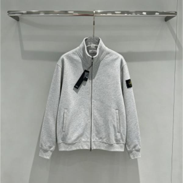 グレーで楽しむきれいめカジュアル STONE ISLAND ストーンアイランド コピー スタンドカラーブルゾン 春秋の羽織り