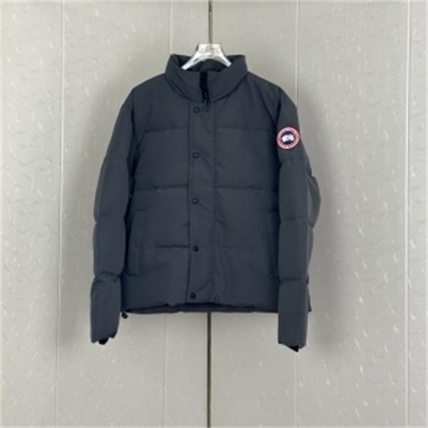 落ち着いたネイビーが魅力 CANADA GOOSE カナダグース コピー ダウンブルゾン 比翼ボタン付き冬アウター
