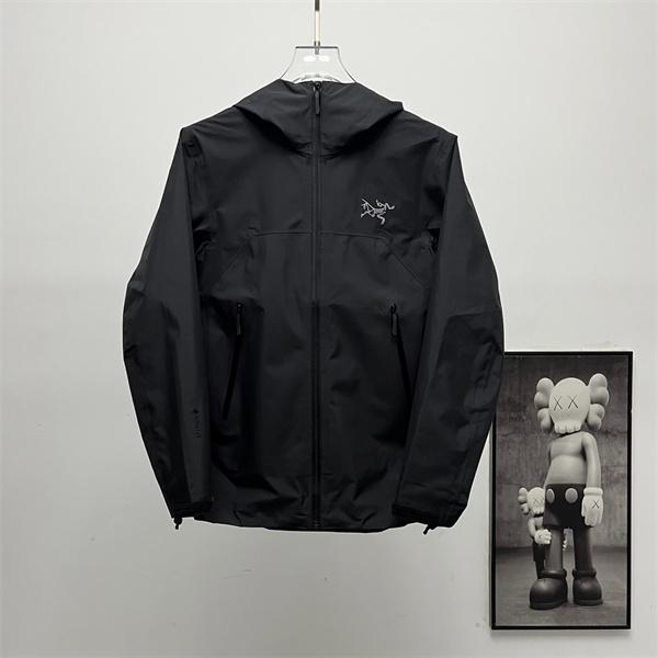 春冬兼用の3WAY仕様 ARC'TERYX アークテリクス コピー マウンテンパーカー ダウンインナー付きピンク