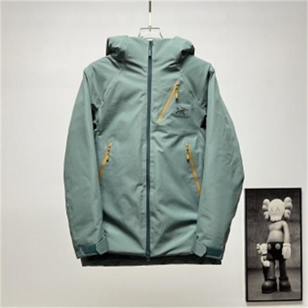 秋冬のアウトドアスタイル ARC'TERYX アークテリクス コピー マウンテンパーカー ミントグリーン3色展開