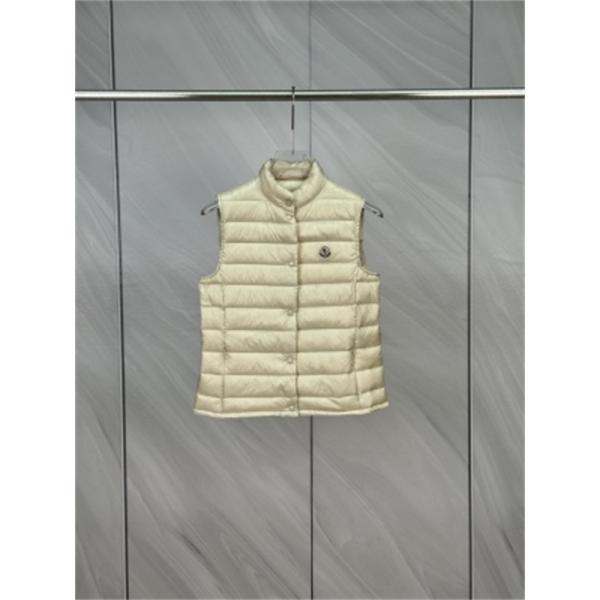 爽やかなミントとブルー MONCLER モンクレール コピー ライトダウンジレ 春秋レディース