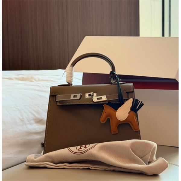 個性的Hermes kelly25エルメス ケリー ハンドバッグ コピー 2026新品収納力抜群