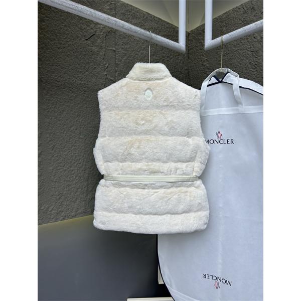 ふんわりボア素材 MONCLER モンクレール コピー ファーベスト アイボリーウエストリボン付き