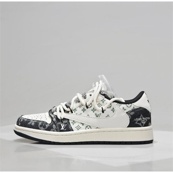 Nike SB Dunk Low ❤ルイヴィトンスニーカースーパーコピー2026トレンド履き心地ファッション性抜群