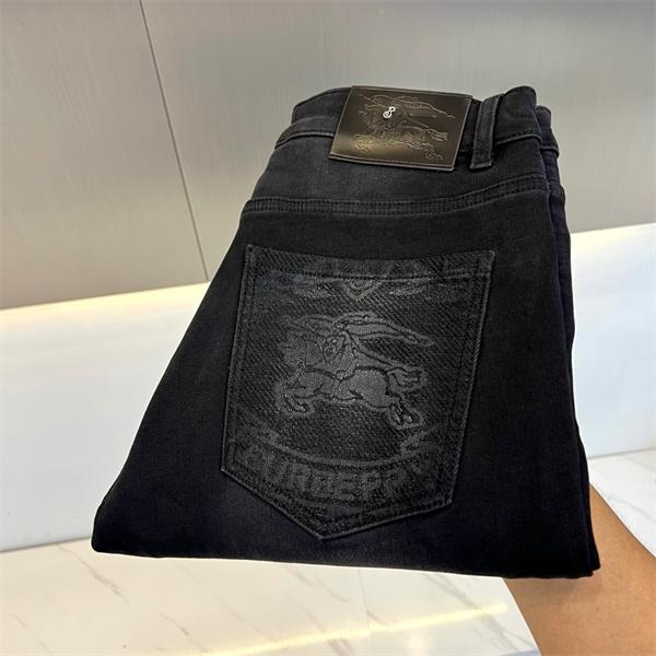 人気2026秋冬新品 ❤バーバリーデニムメンズコピーBURBERRYメンズファッショントレンドジーンズ