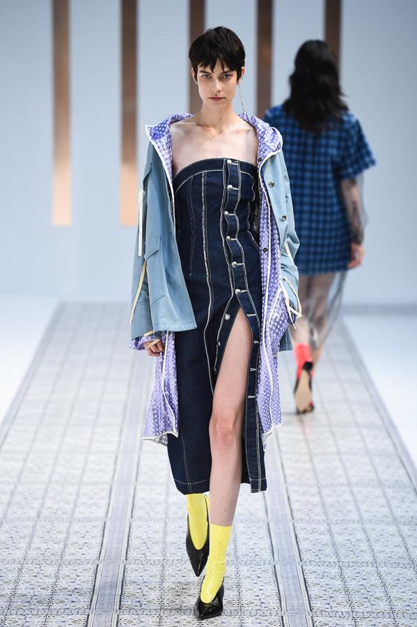 ファイブノット 2018年春夏コレクション - 海沿いの町の美しい景観からヒントを得た色彩 コピー ファイブノット 2018年春夏コレクション - 海沿いの町の美しい景観からヒントを得た色彩 コピー