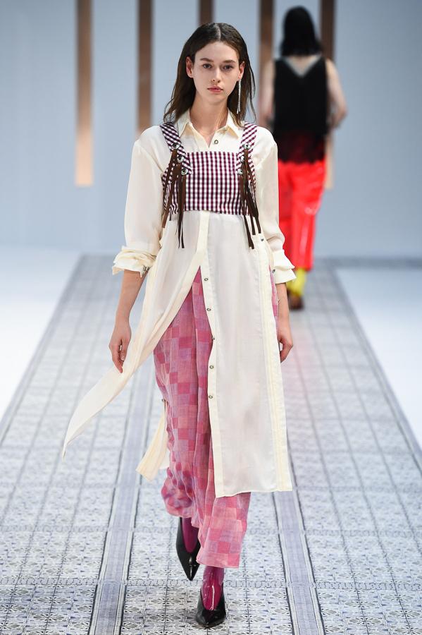 ファイブノット 2018年春夏コレクション - 海沿いの町の美しい景観からヒントを得た色彩 コピー ファイブノット 2018年春夏コレクション - 海沿いの町の美しい景観からヒントを得た色彩 コピー
