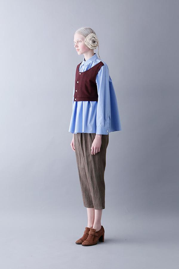 スナオクワハラ 2018-19年秋冬コレクション - 寒さの中で北へ進む女性と、彼女を守る服 コピー スナオクワハラ 2018-19年秋冬コレクション - 寒さの中で北へ進む女性と、彼女を守る服 コピー