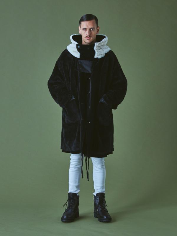 ダイエットブッチャースリムスキン 2018-19年秋冬コレクション - 表層の裏に隠された意味 コピー