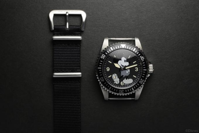 ジャムホームメイドより「ミッキーマウス」のシックな腕時計、バウンティーハンターと共同開発 コピー