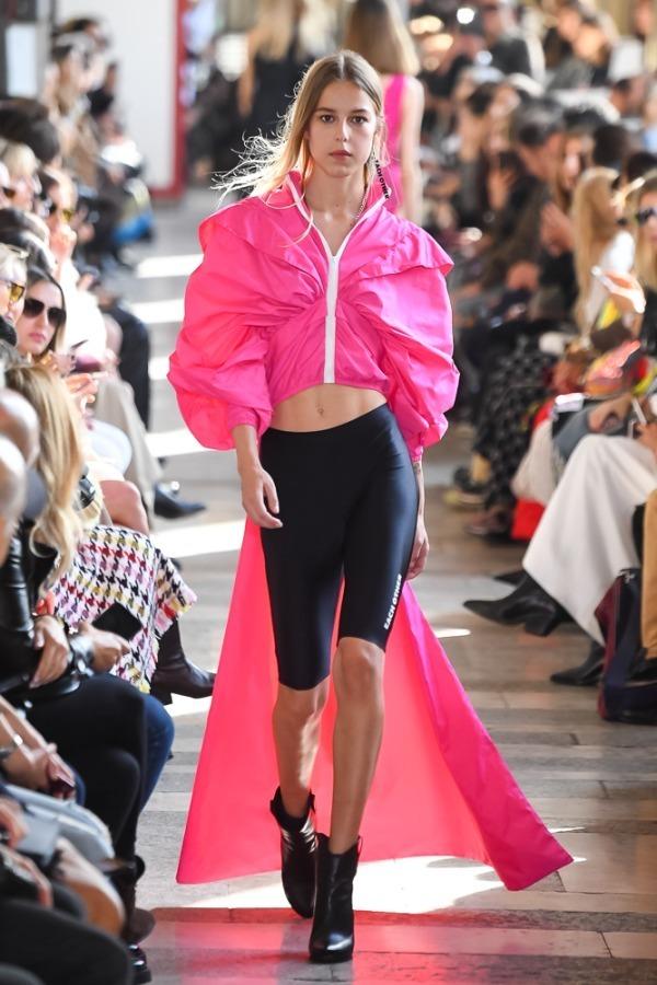 イーチ × アザー 2019年春夏コレクション - 虹色カラーで表現する多幸感 コピー