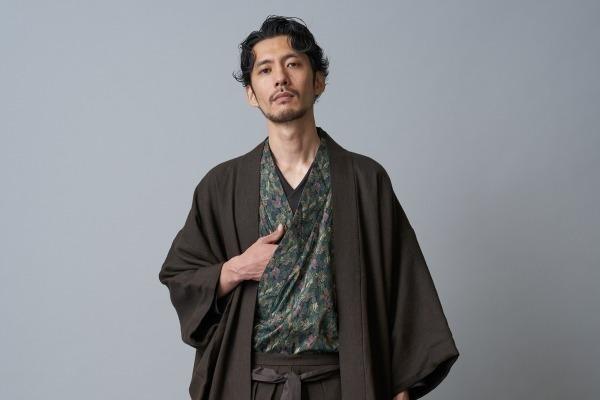 トローヴの浴衣ライン「和ROBE」からウール地の羽織袴や中綿入りどてら型ブルゾン 