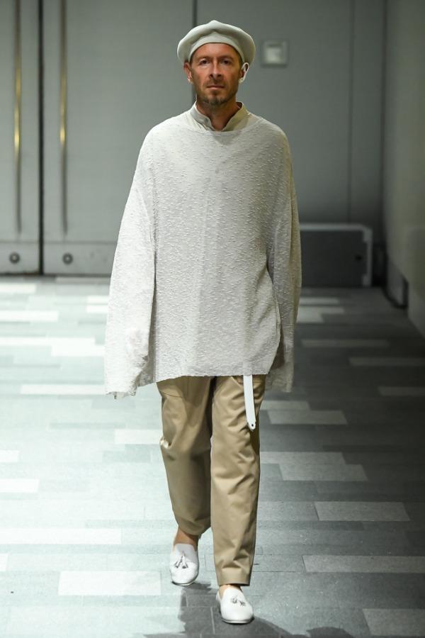 ウィーウィル 2019年春夏コレクション - ある画家の一生に寄り添う衣服とは コピー ウィーウィル 2019年春夏コレクション - ある画家の一生に寄り添う衣服とは コピー