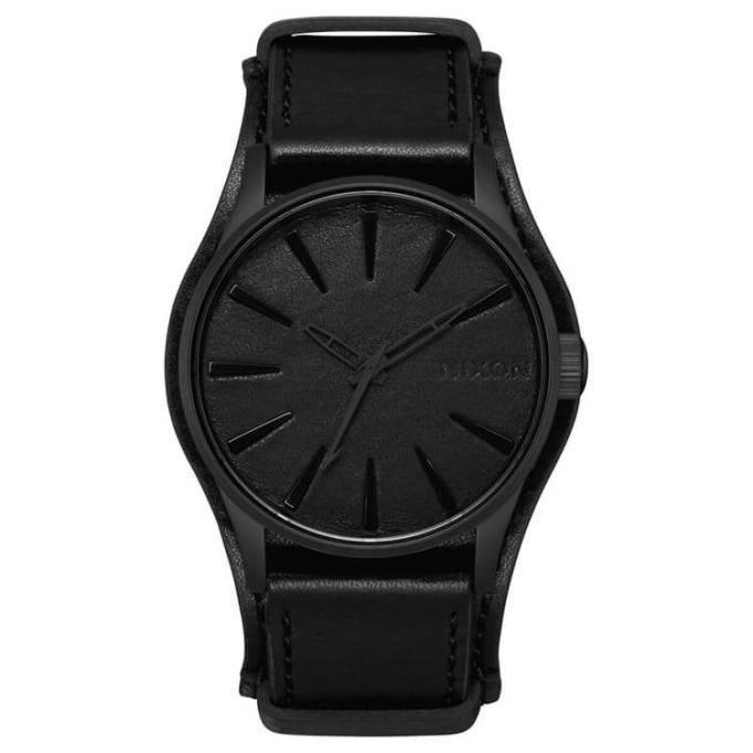 ニクソン×メタリカのコラボ腕時計 - “メタル・マスター”などジャケットをイメージしたデザイン コピー