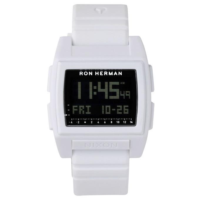 ニクソン×RHC ロンハーマン 福岡店の腕時計「ベースタイドプロ」オールホワイトのサーフウォッチ コピー